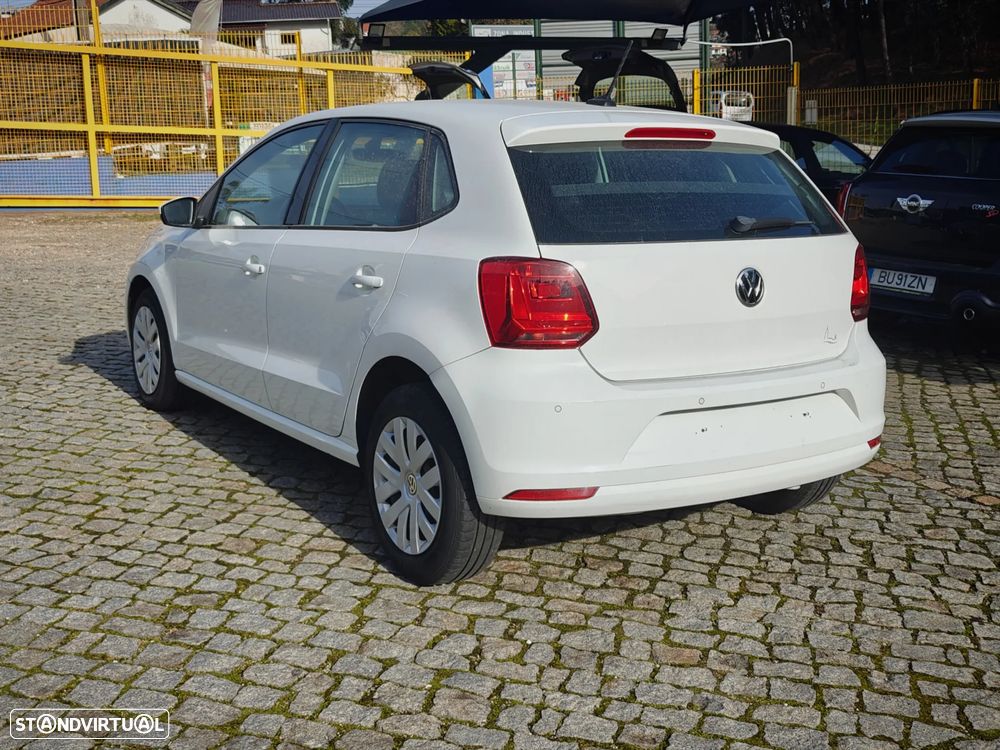 VW Polo 1.4 TDi Confortline - 4