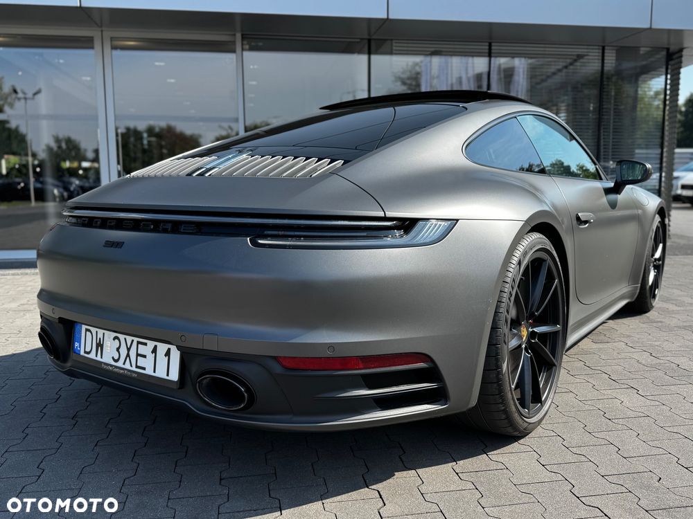 Porsche 911 Carrera 4S - 20