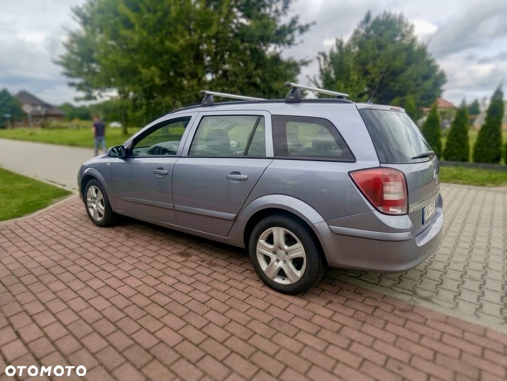 Opel Astra - 4