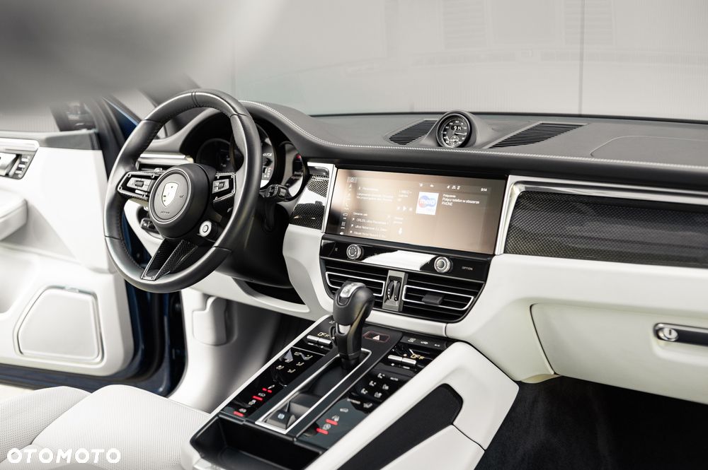 Porsche Macan - 16