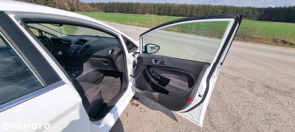 Ford Fiesta 1.0 EcoBoost mHEV Titanium - 13