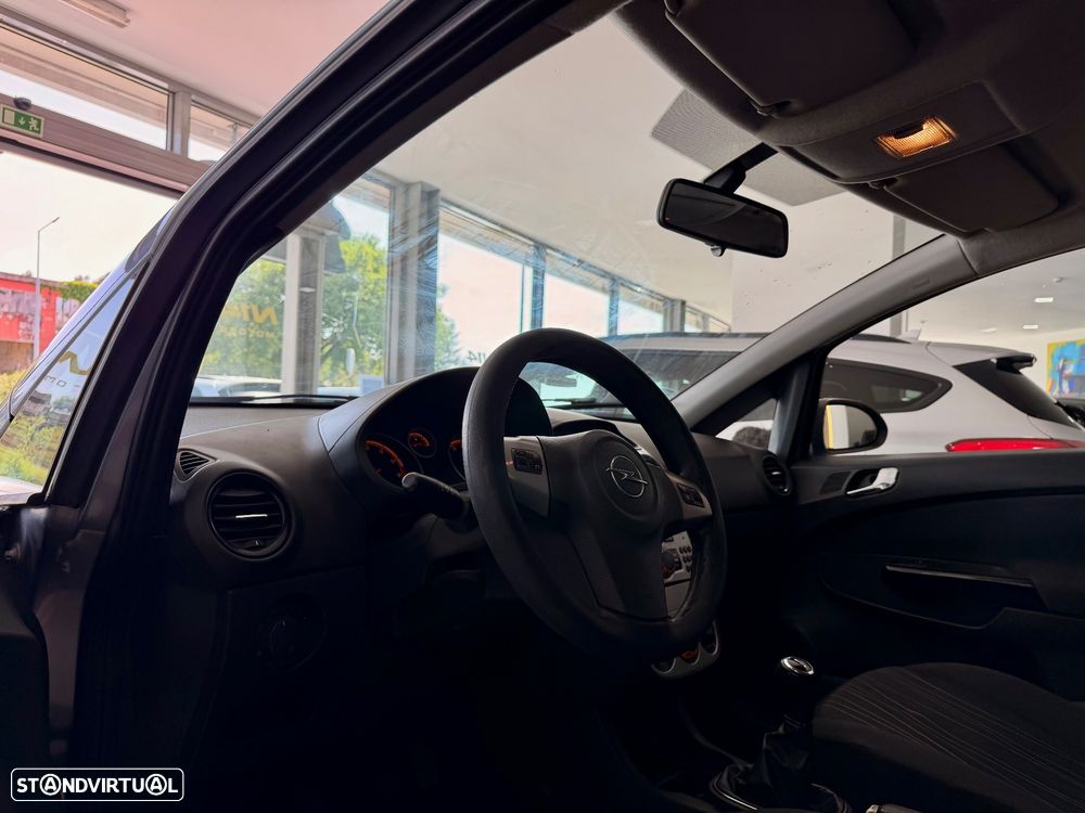 Opel Corsa 1.2 Enjoy - 12