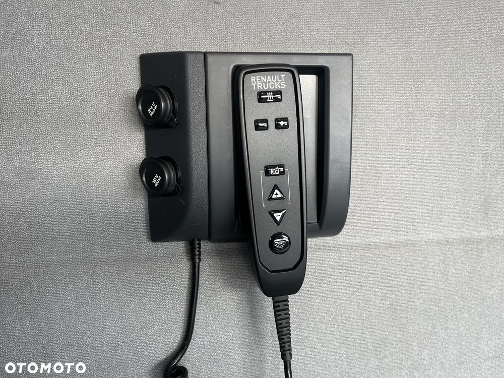 Renault T480 - 25