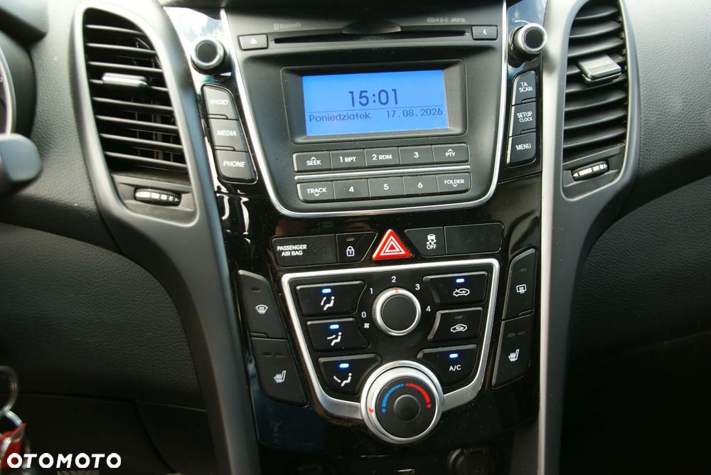 Hyundai i30 1.4 Passion - 23