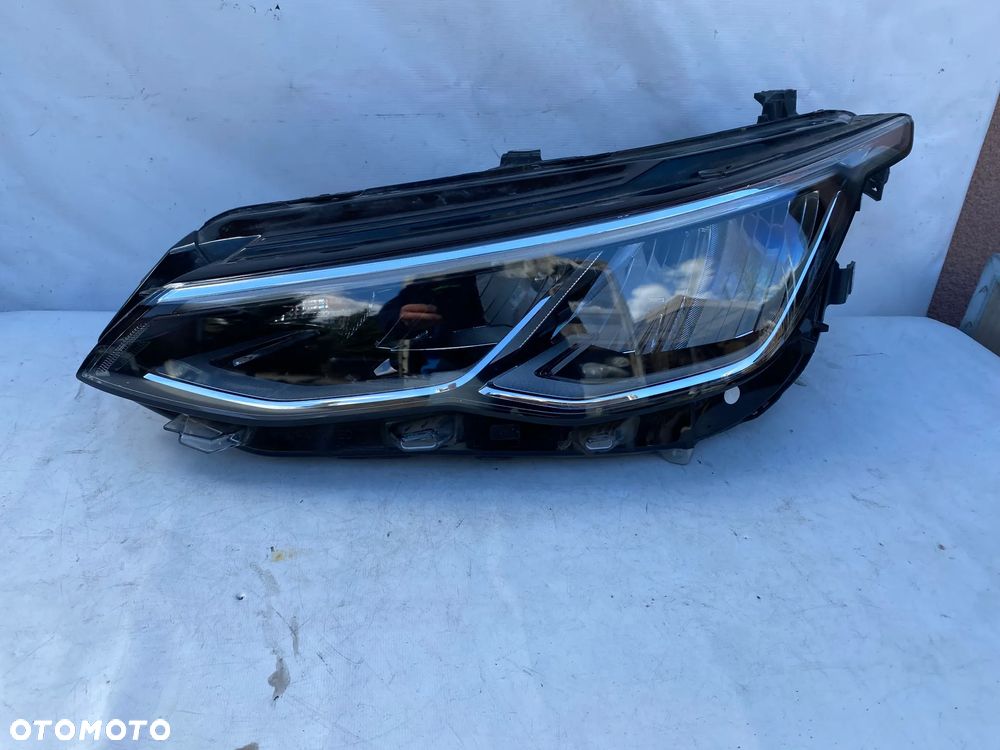 lampa golf 8 VIII full led lewa eu cała - 1