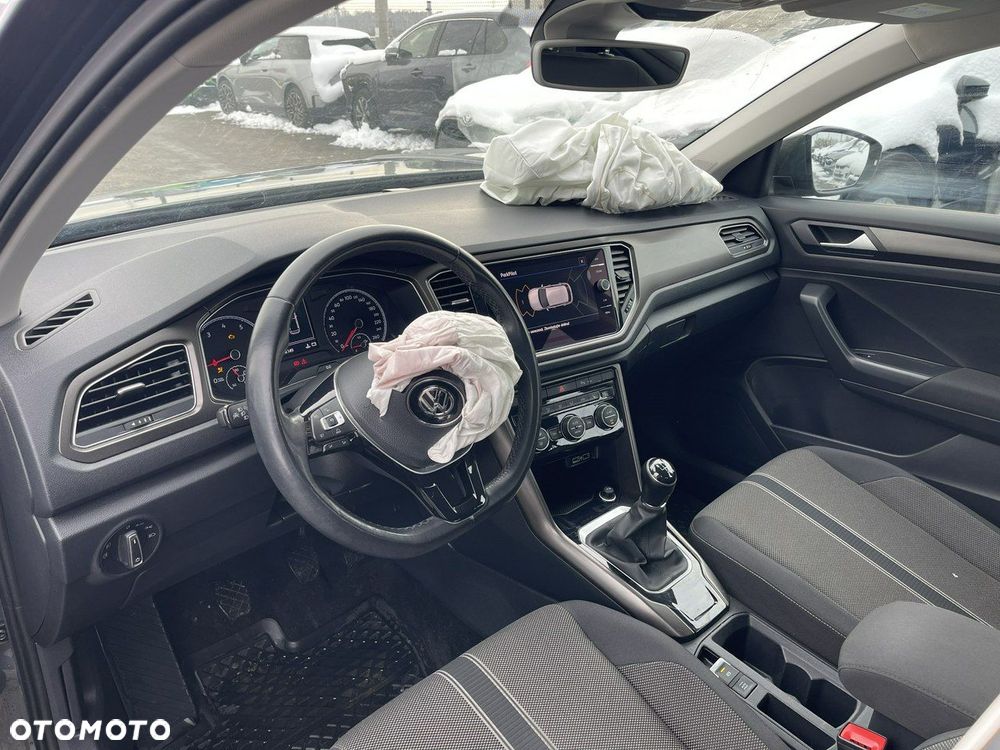 Volkswagen T-Roc 1.5 TSI OPF Move - 6