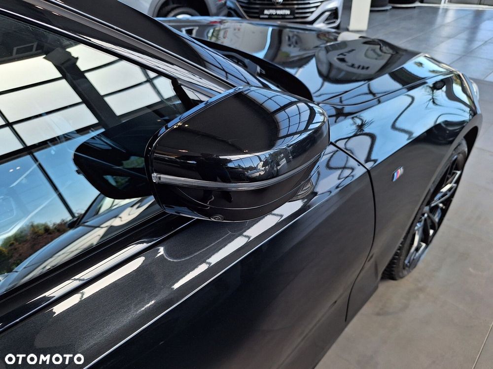 BMW Seria 3 320d xDrive mHEV M Sport - 16