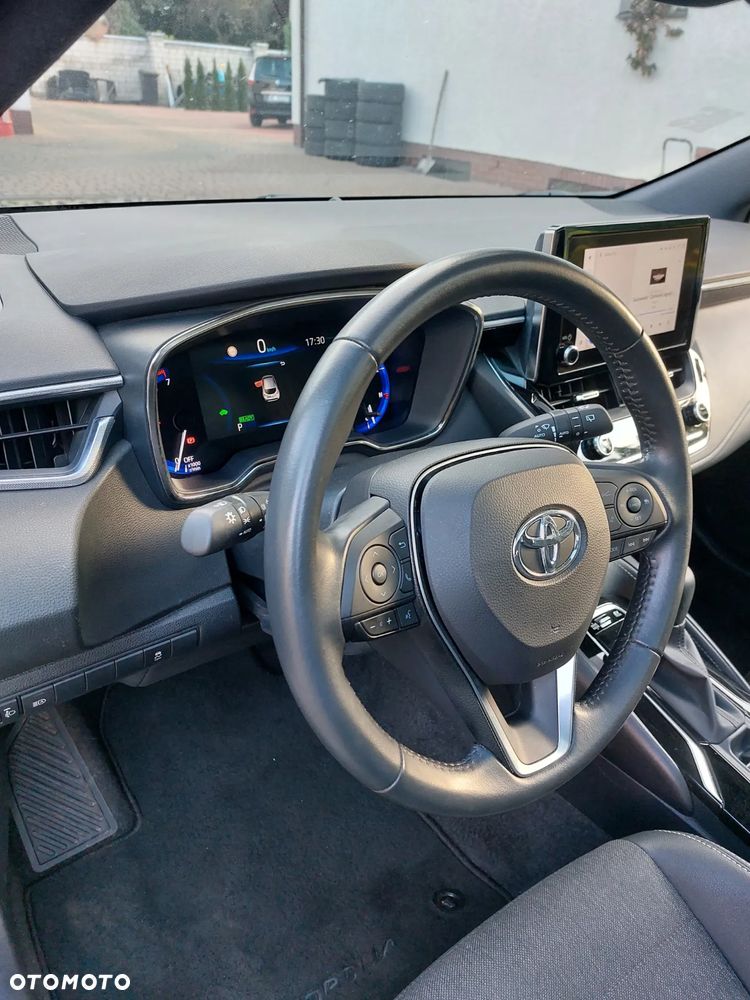 Toyota Corolla 1.8 Hybrid Comfort - 18