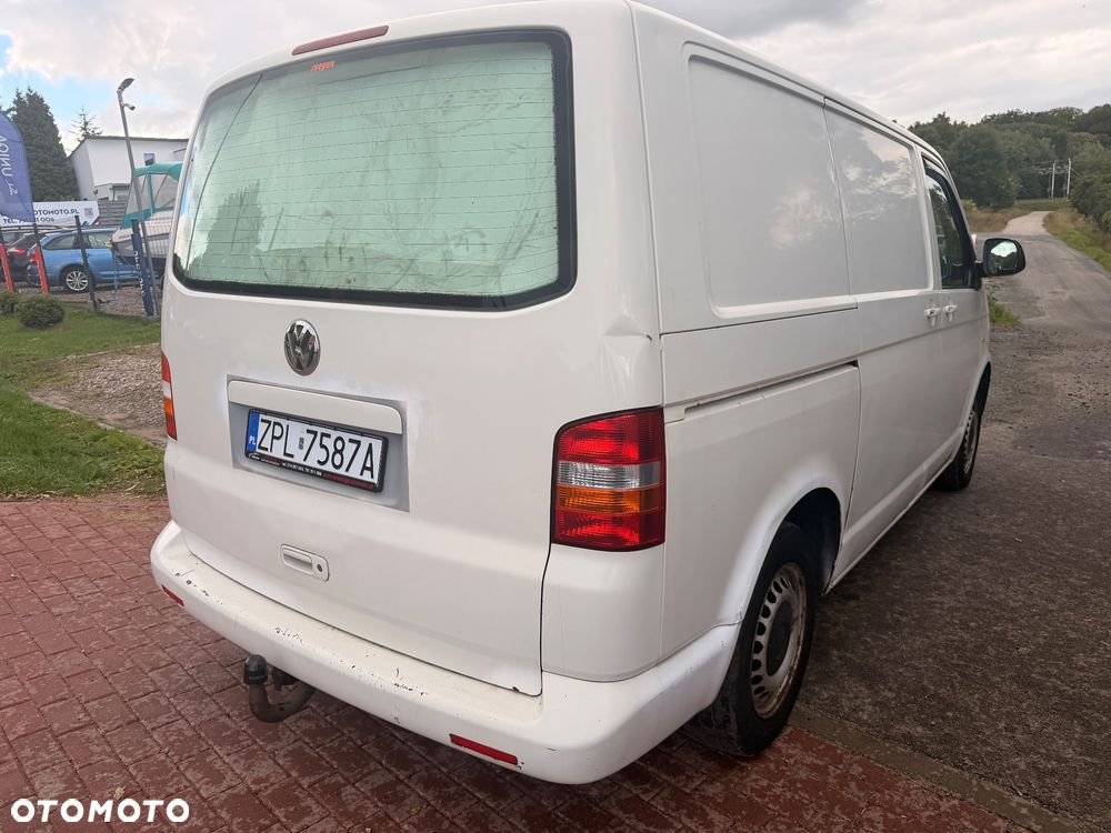 Volkswagen Transporter - 9