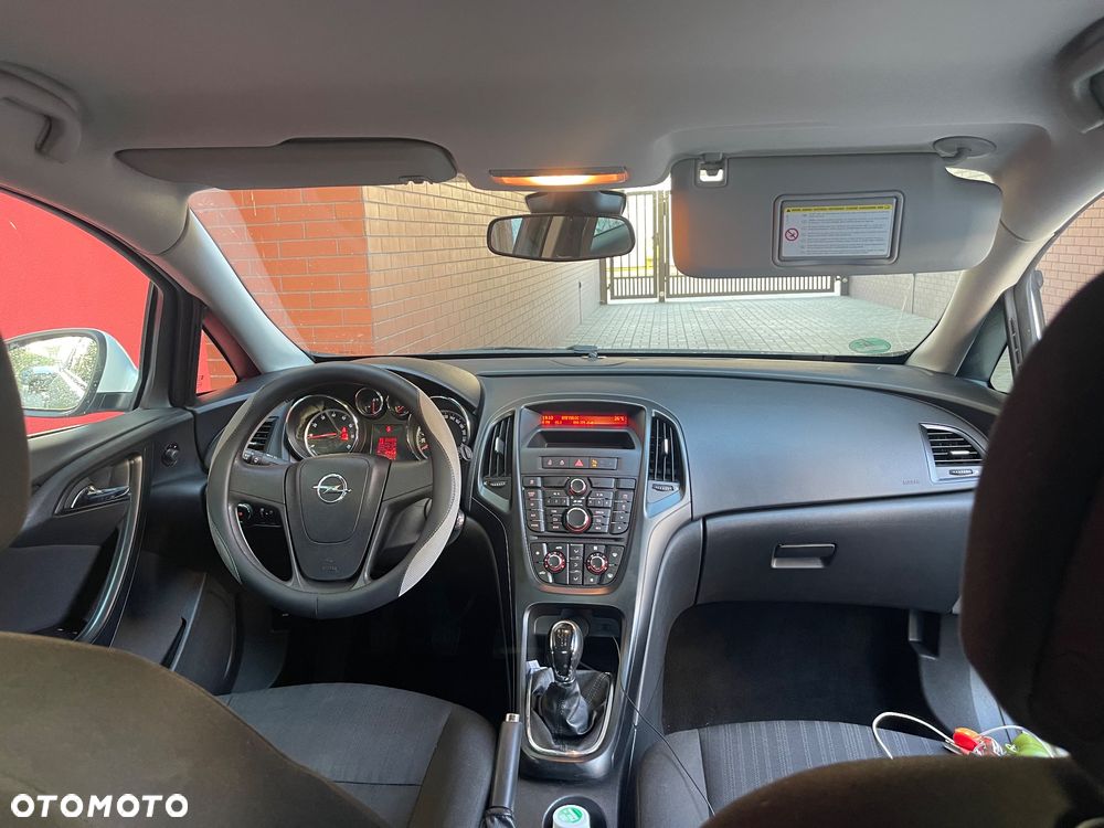 Opel Astra 1.4 Innovation - 13