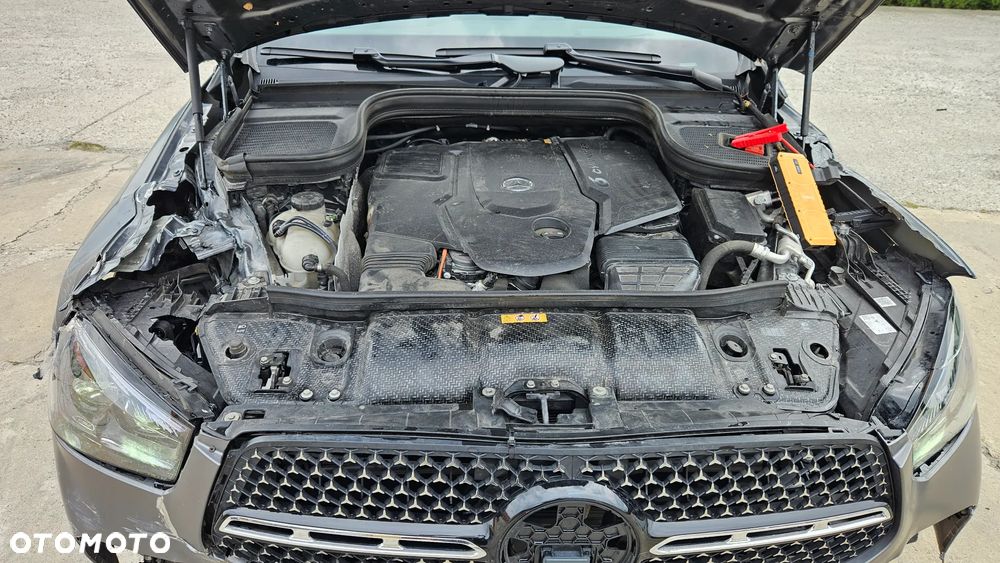 Mercedes-Benz GLE - 24