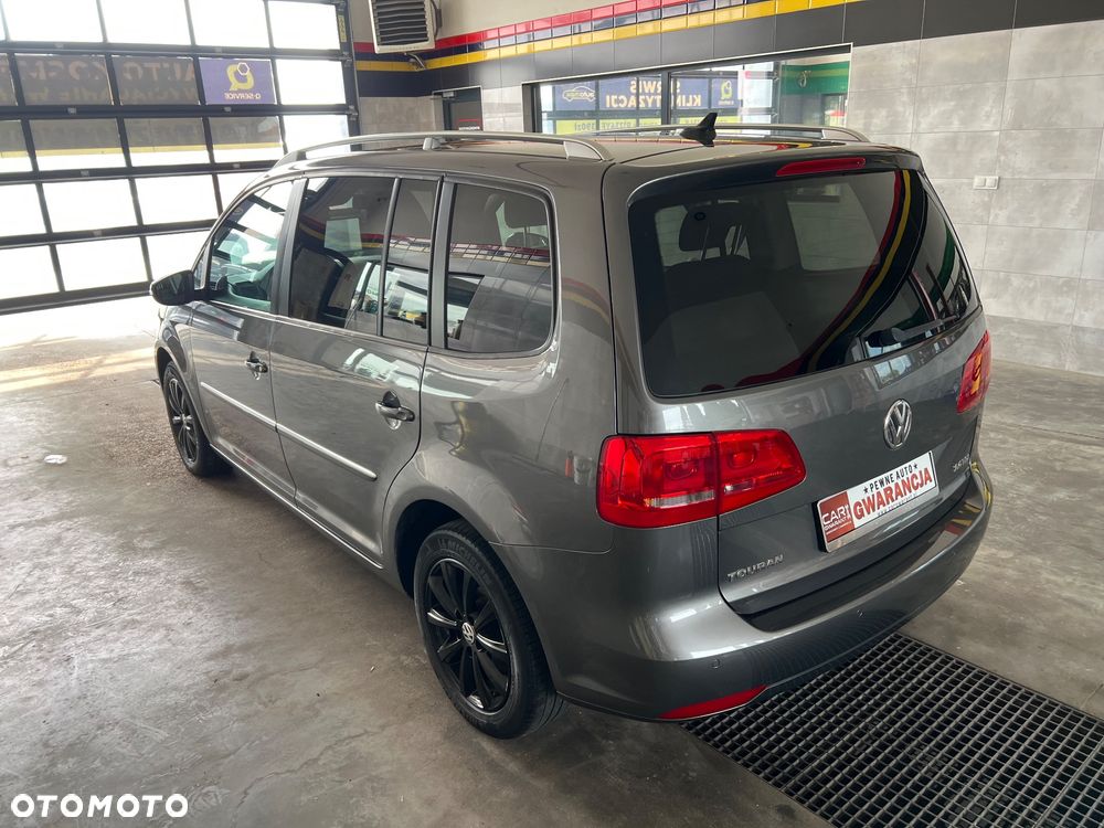 Volkswagen Touran 2.0 TDI DPF Comfortline DSG - 9