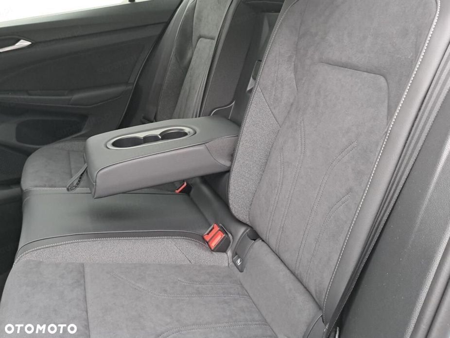 Volkswagen Golf 1.5 TSI Life Plus - 10