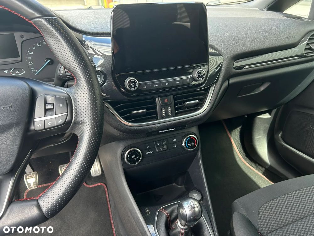 Ford Fiesta 1.5 TDCi S&S ST-LINE - 17