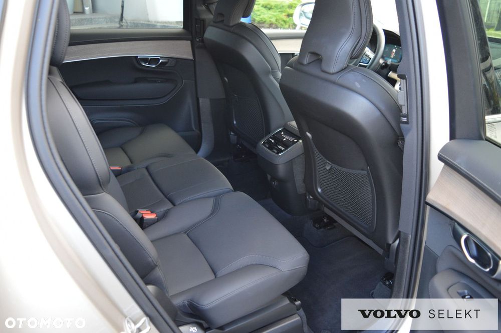 Volvo XC 90 - 17