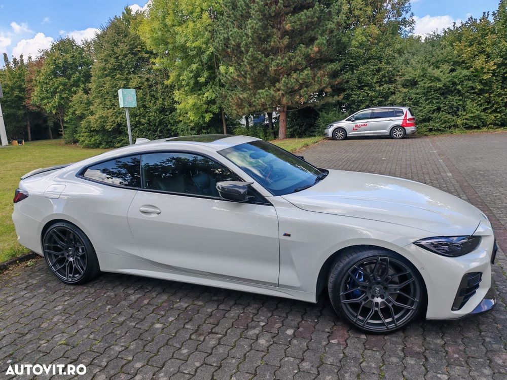 BMW M4 M440i xDrive AT MHEV - 1