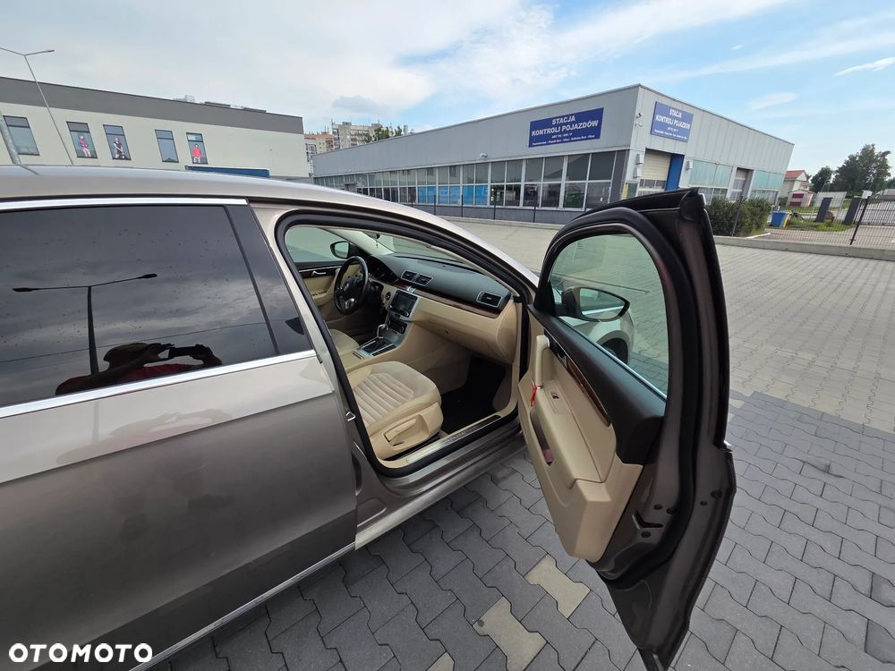 Volkswagen Passat 1.8 TSI Comfortline DSG - 11