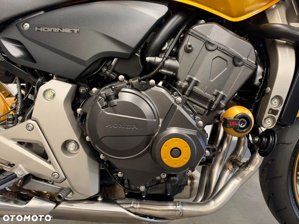 Honda Hornet - 21