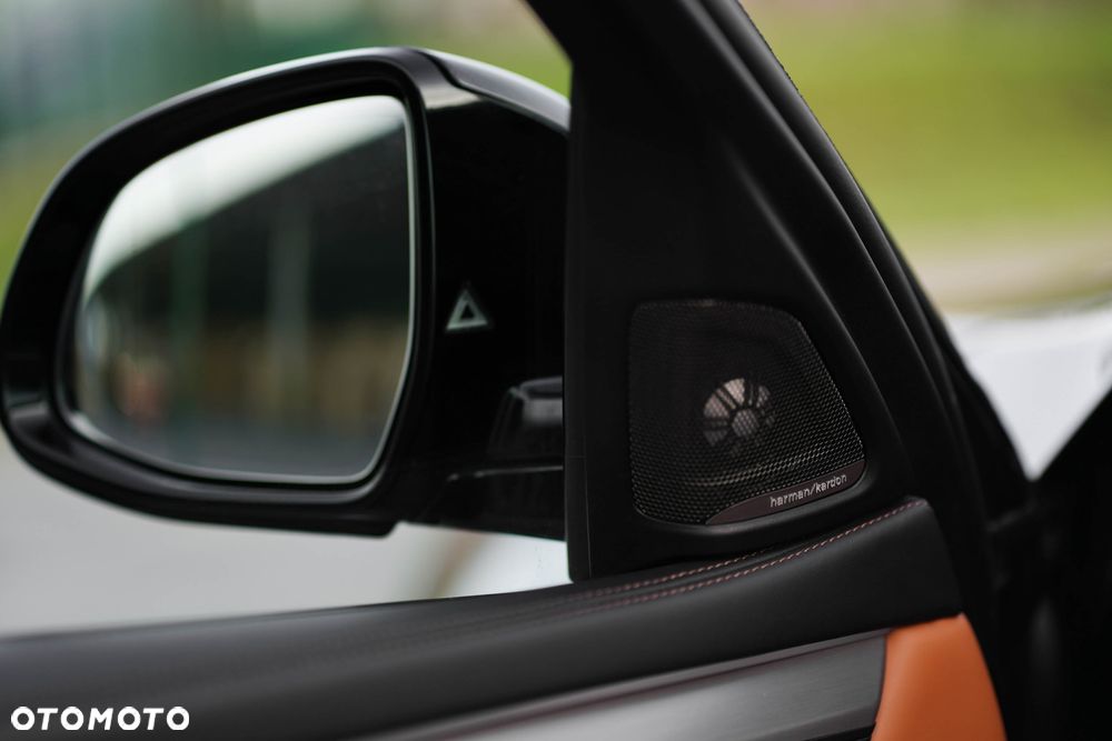 BMW X6M - 14