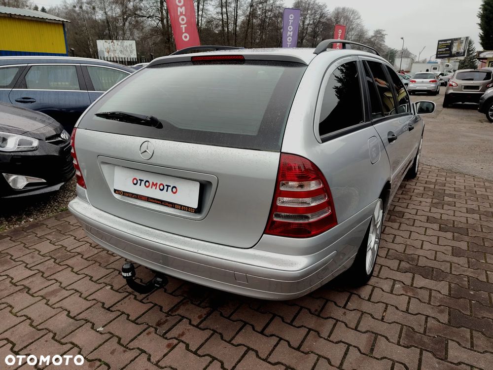 Mercedes-Benz Klasa C 180 Kompressor Automatik Classic - 8