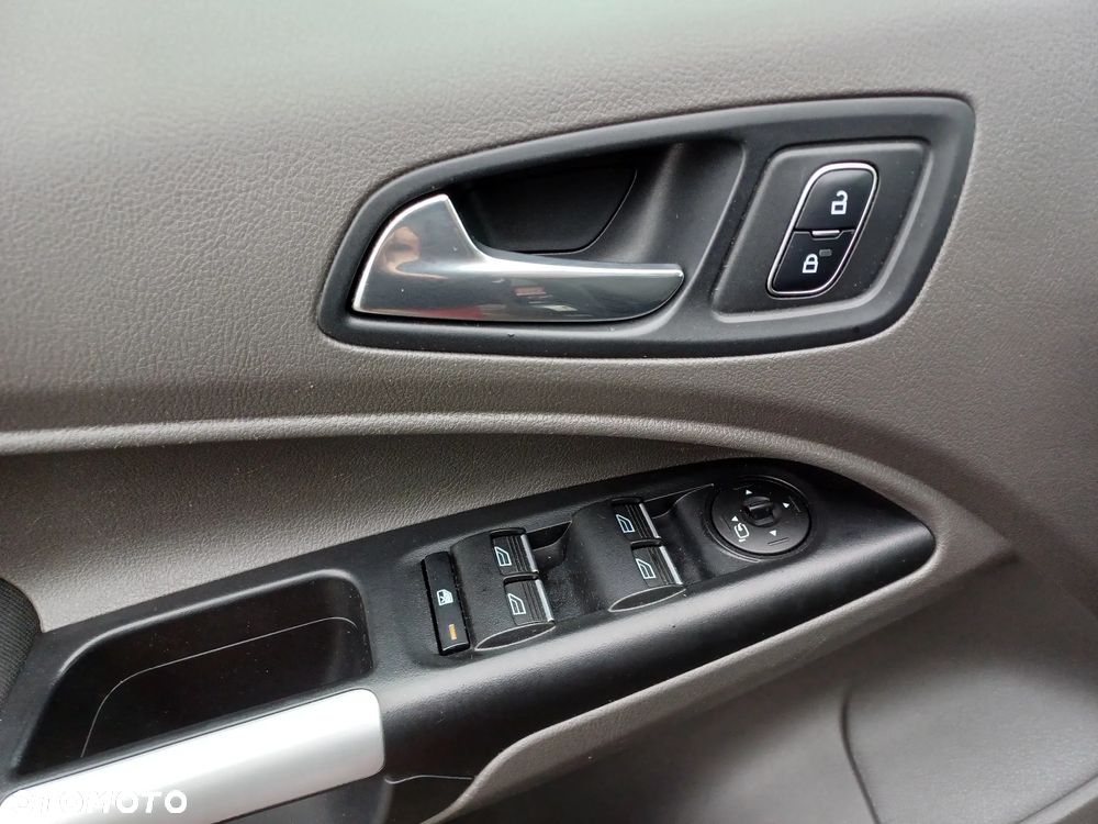 Ford Tourneo Connect - 21