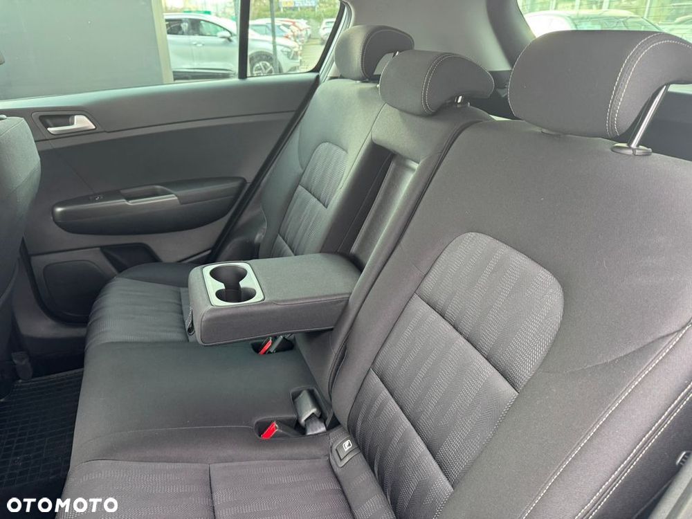 Kia Sportage 1.6 CRDI M 2WD - 19