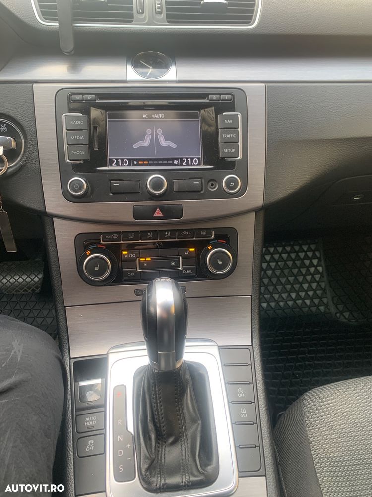 Volkswagen Passat Variant 2.0 TDI DPF DSG R-Line Edition - 3