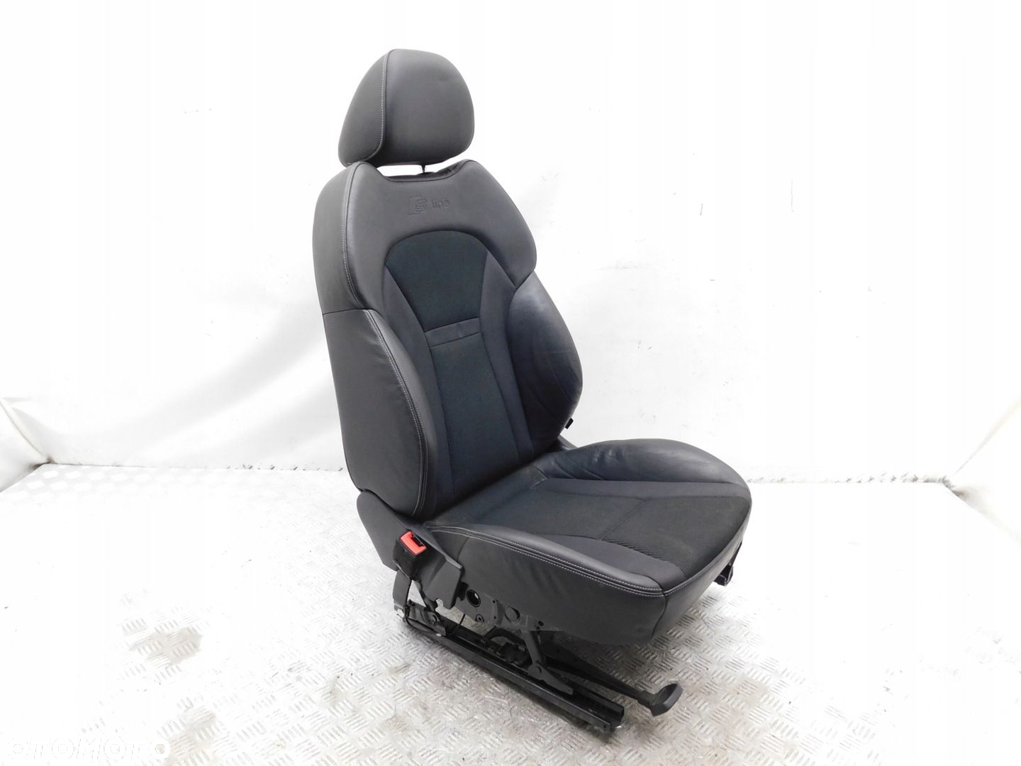 FOTELE komplet KANAPA BOCZKI - AUDI A1 8X 5d Sportback S-LINE - 7