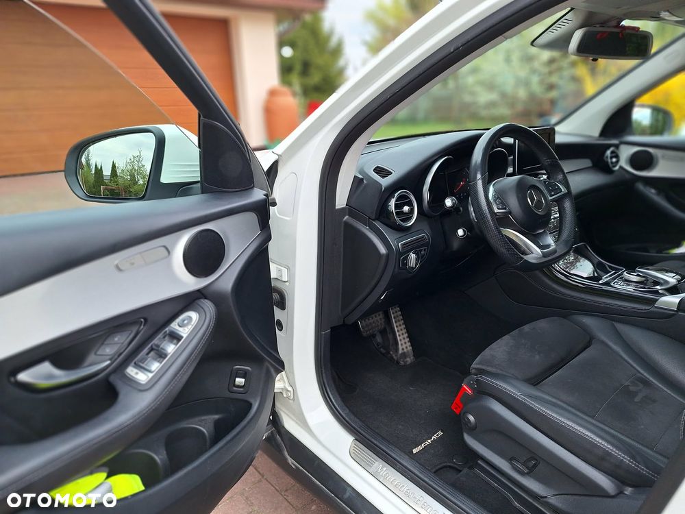 Mercedes-Benz GLC - 9