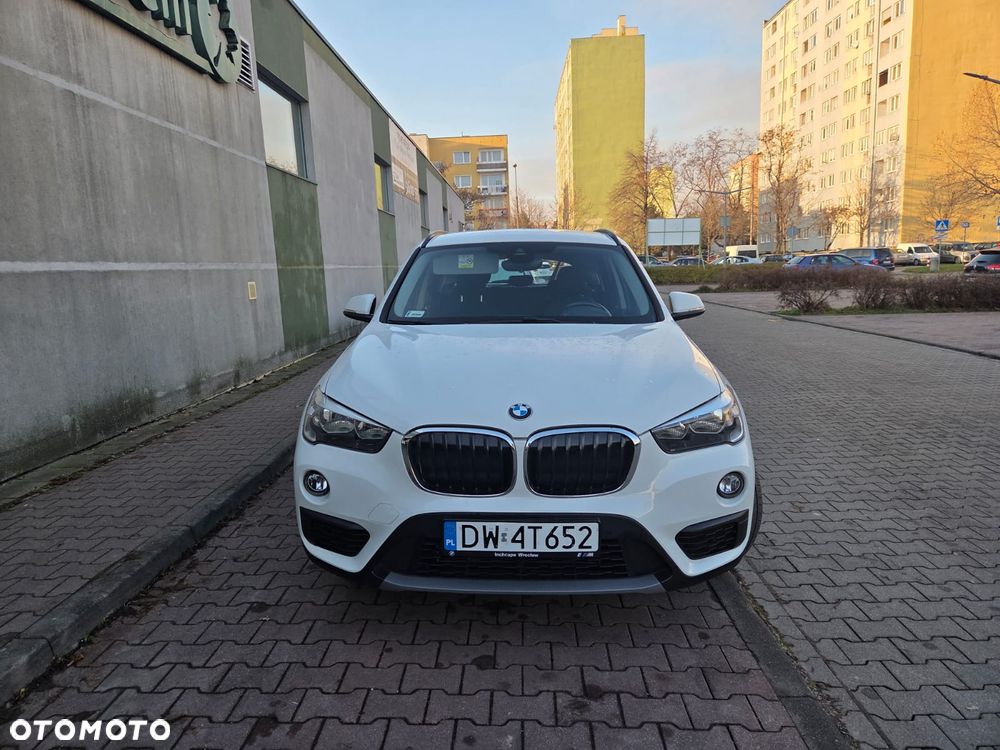 BMW X1 sDrive18i - 3