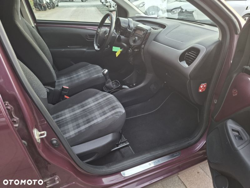 Peugeot 108 VTI 72 Top Style - 14
