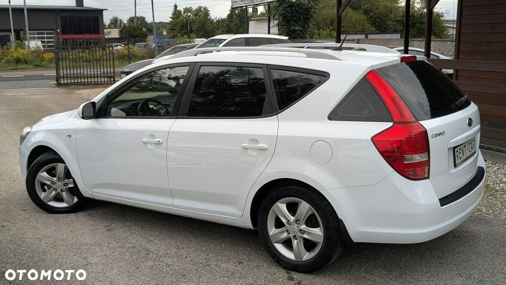 Kia Ceed 1.4 M - 10