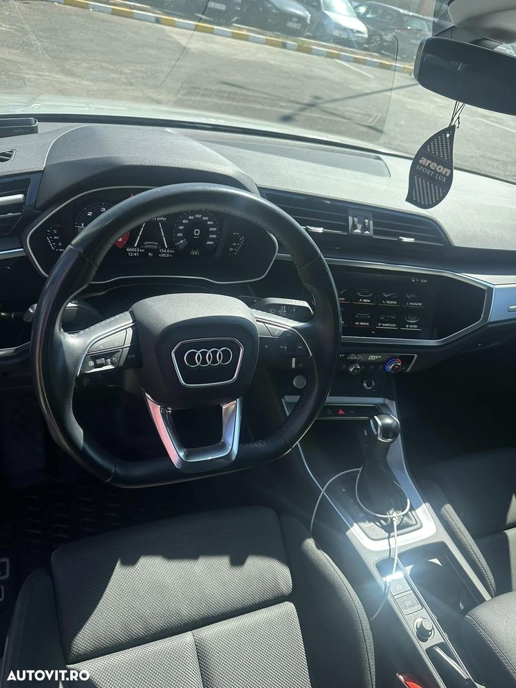 Audi Q3 2.0 35 TDI S tronic - 5