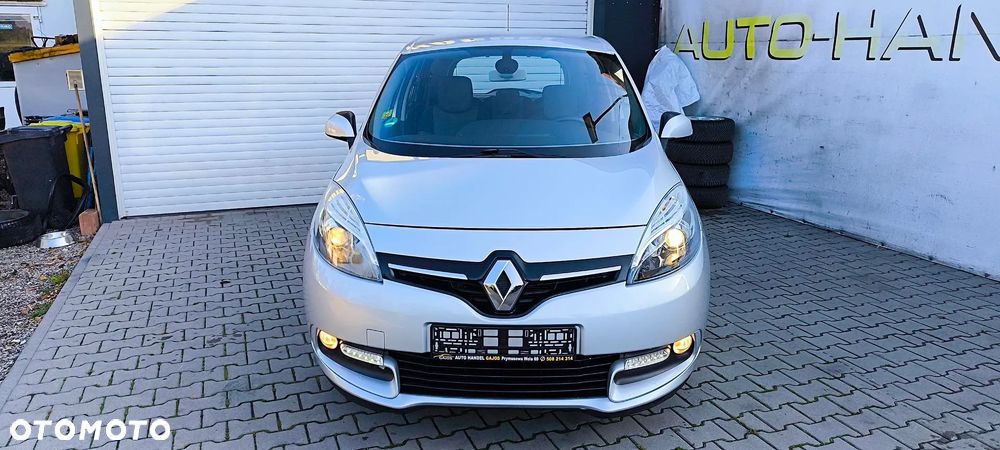 Renault Scenic - 17