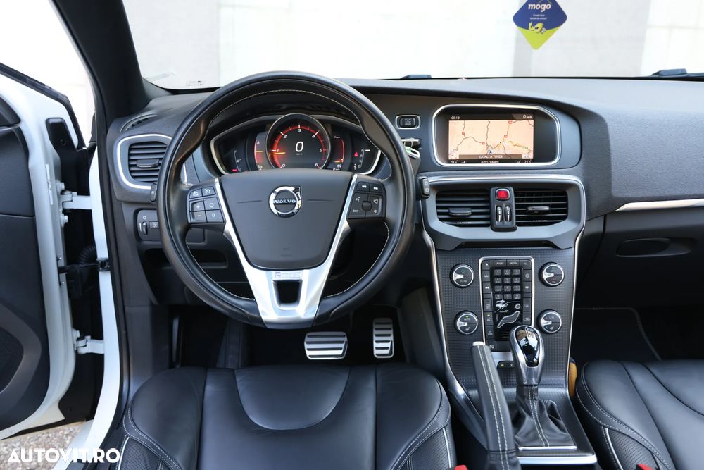 Volvo V40 D3 Aut. Kinetic - 6