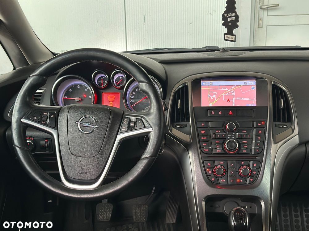 Opel Astra - 11