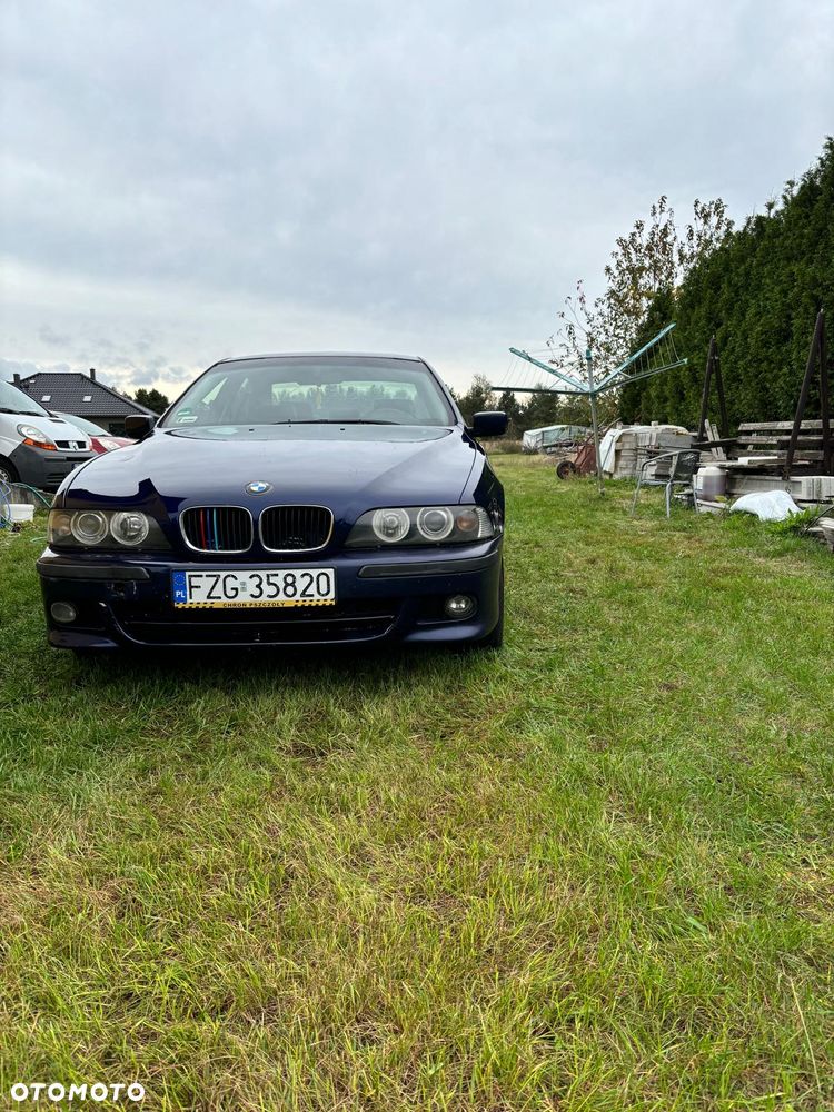 BMW Seria 5 520i - 14