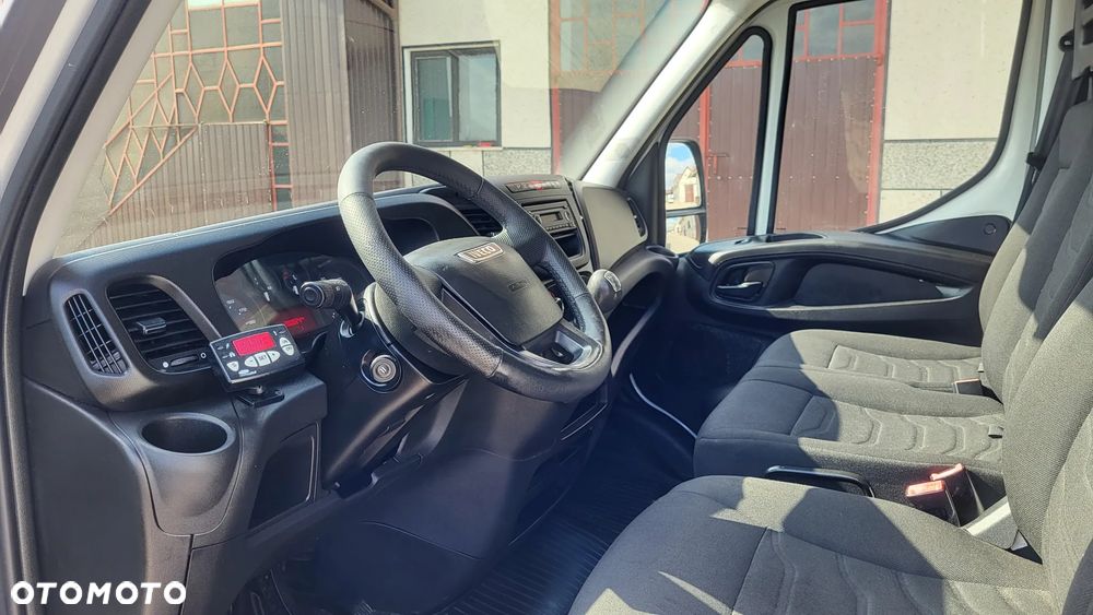 Iveco Daily 35s130 /50c150 - 21