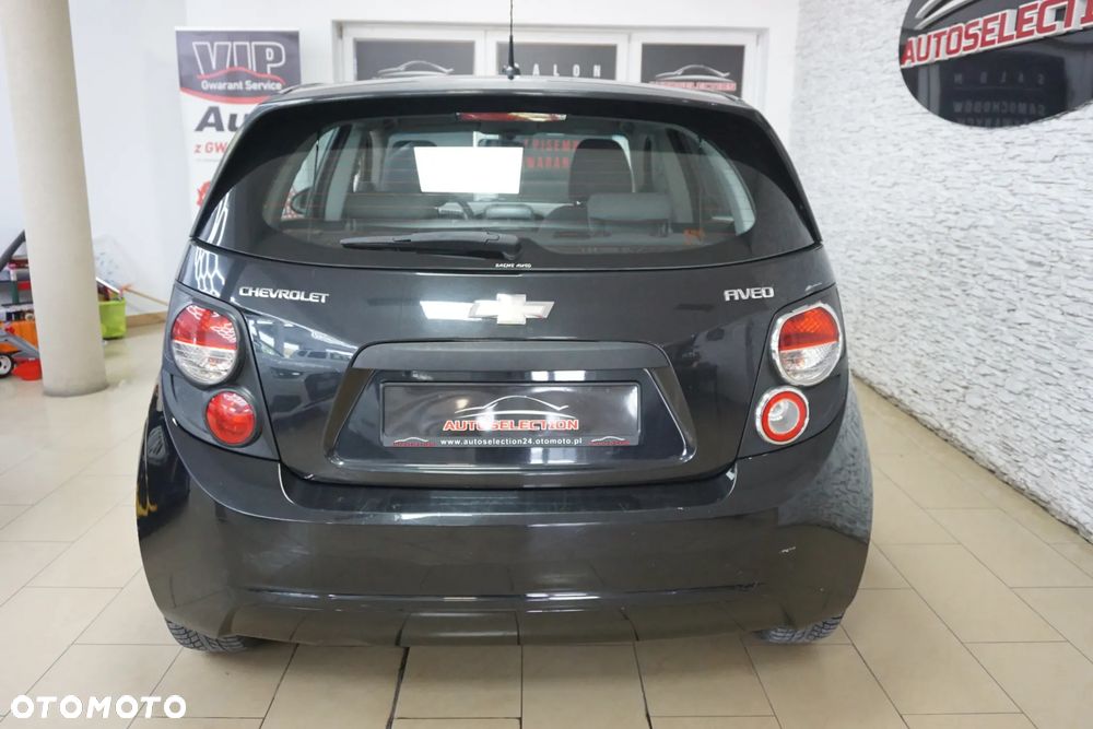 Chevrolet Aveo 1.2 LT - 5