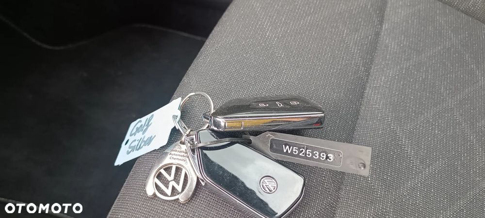Volkswagen Golf - 9