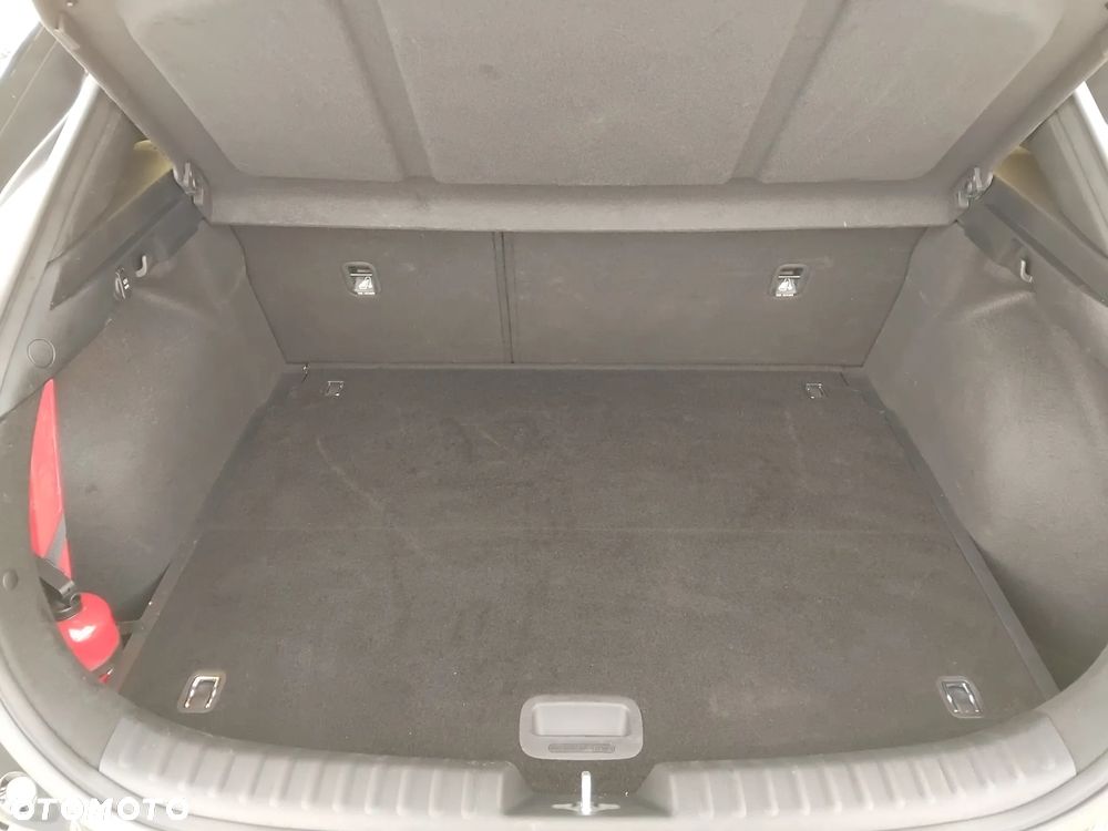 Kia XCeed 1.5 T-GDI M DCT - 19