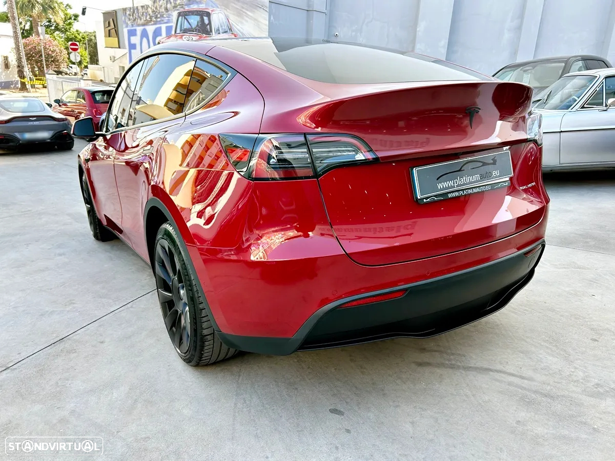 Tesla Model Y Long Range Dual Motor AWD - 5