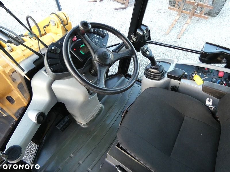 Caterpillar CAT 906H2 Z Niemiec / Ładny Stan / 5.958mtg / kilka sztuk / - 10
