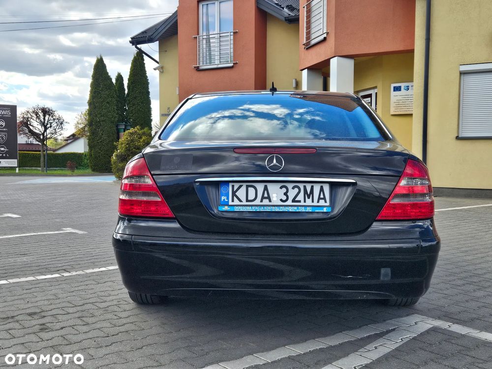 Mercedes-Benz Klasa E - 7