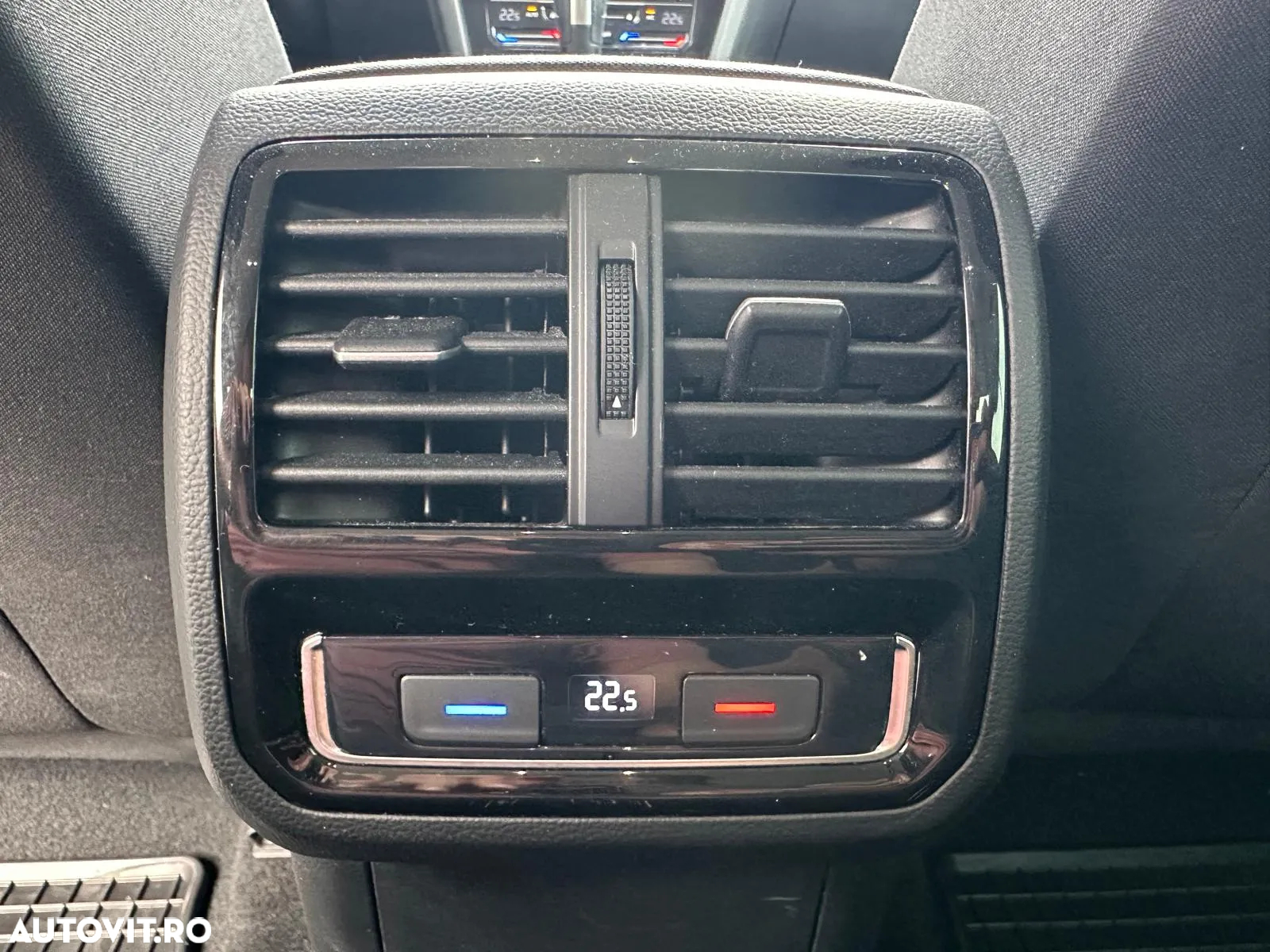 Volkswagen Passat Variant 2.0 TDI DSG Comfortline - 13