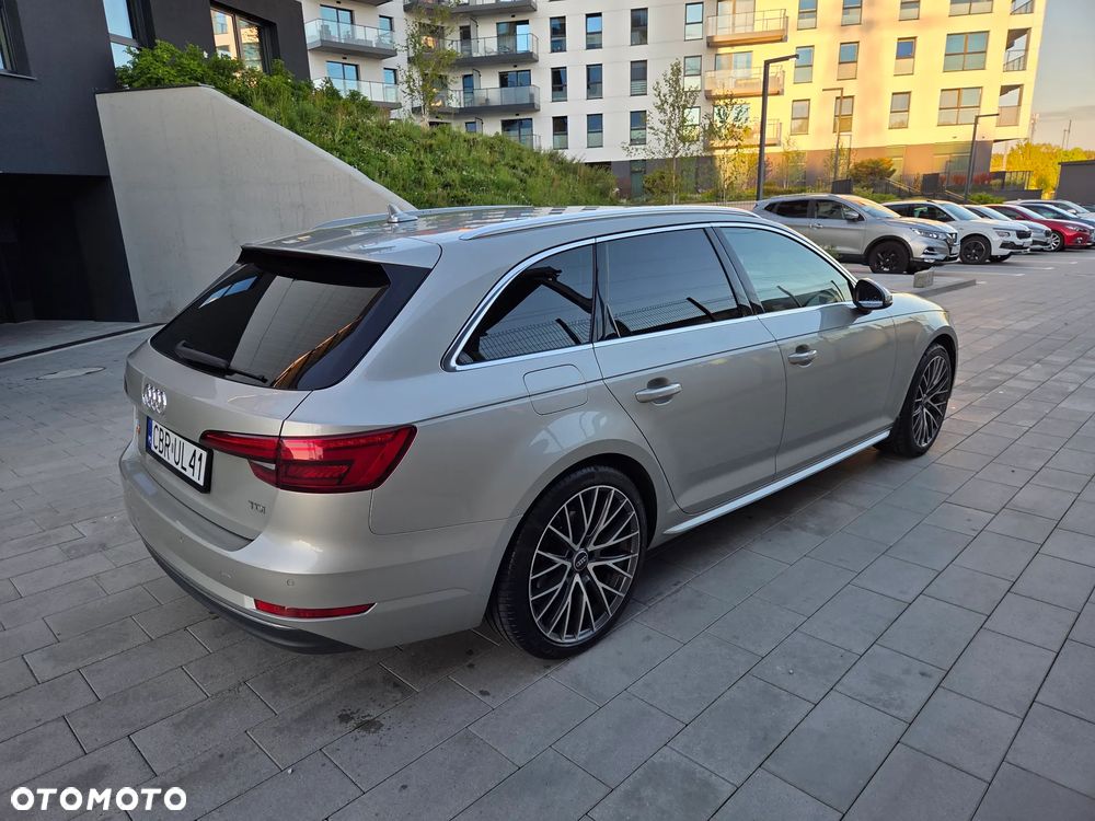 Audi A4 Avant - 6