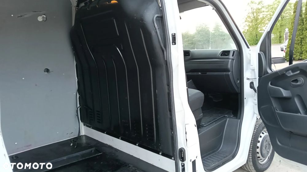 Renault Master - 33