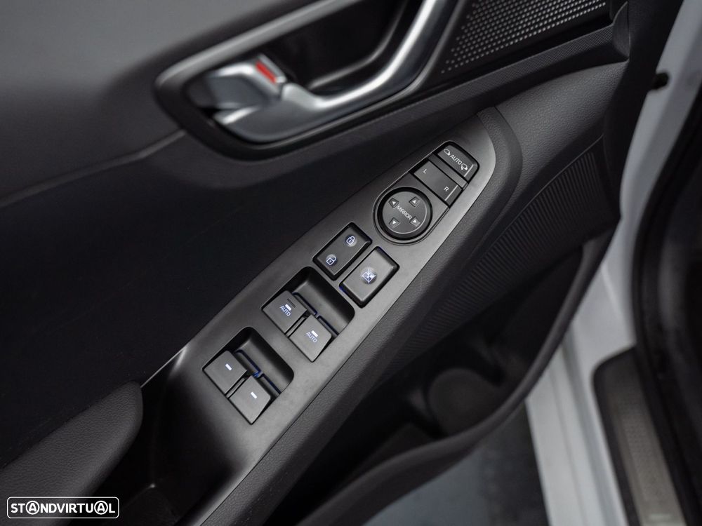 Hyundai Ioniq 38kWh - 19