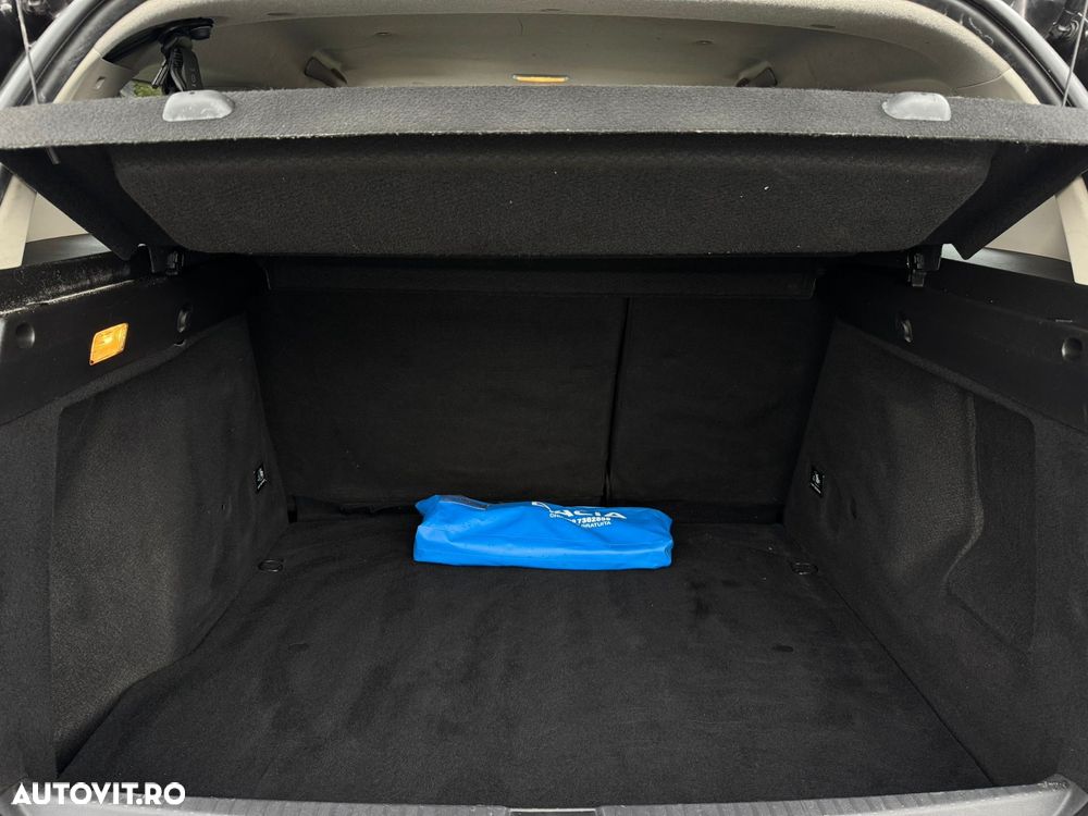 Dacia Duster 1.6 4x2 Laureate - 16