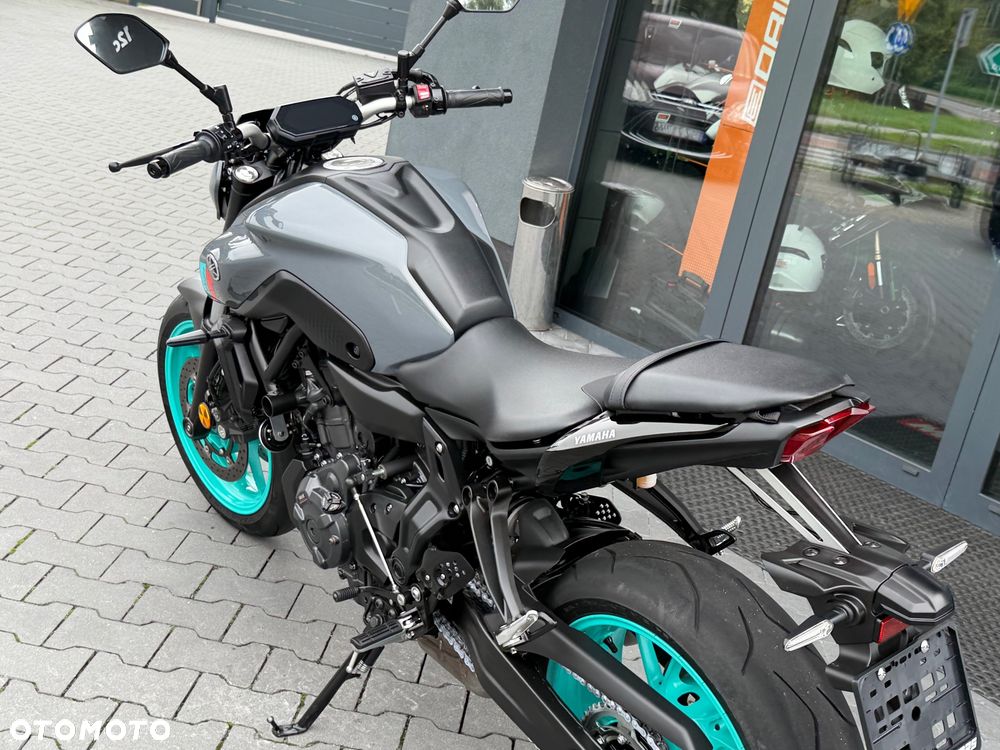 Yamaha MT - 30